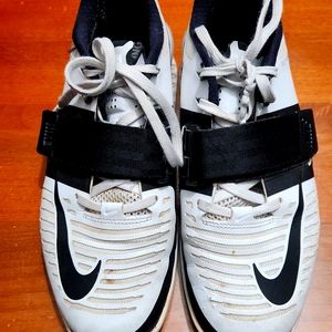 Nike powerlifting shoes